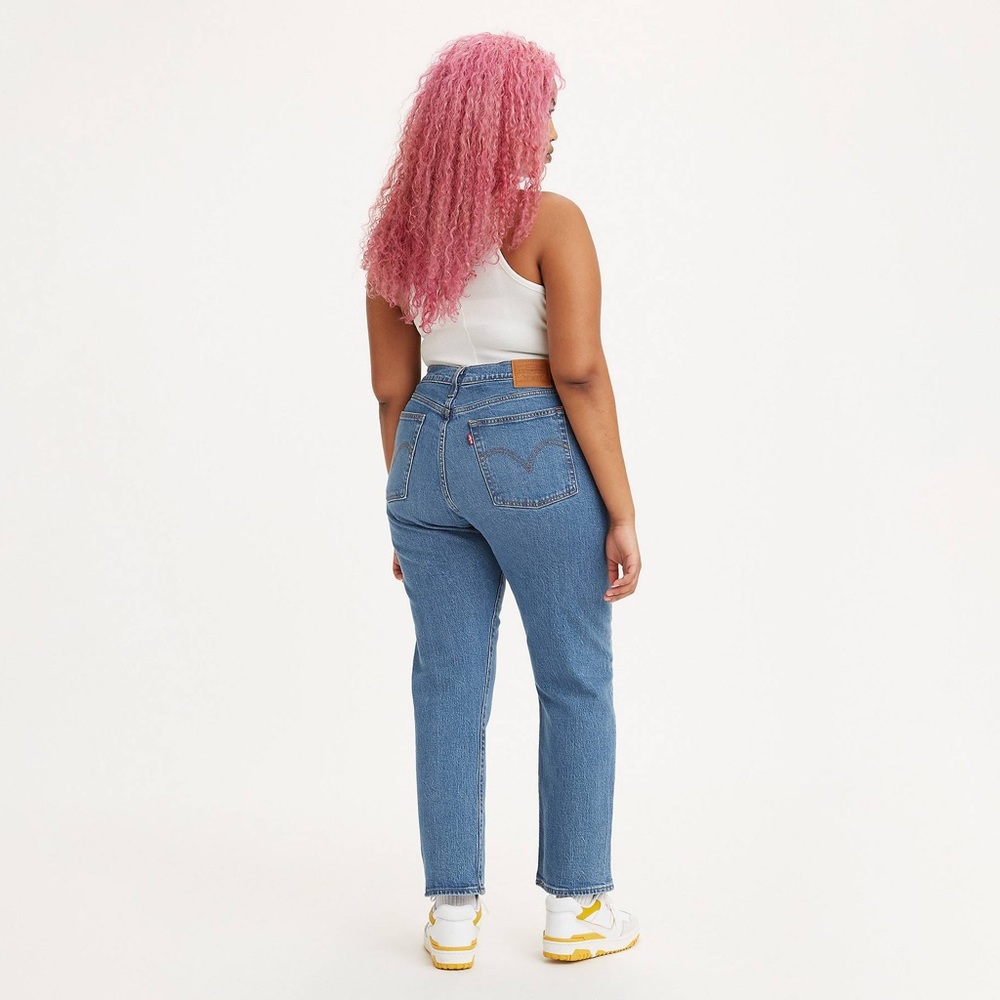 Levi’s Wedgie Straight Size 27